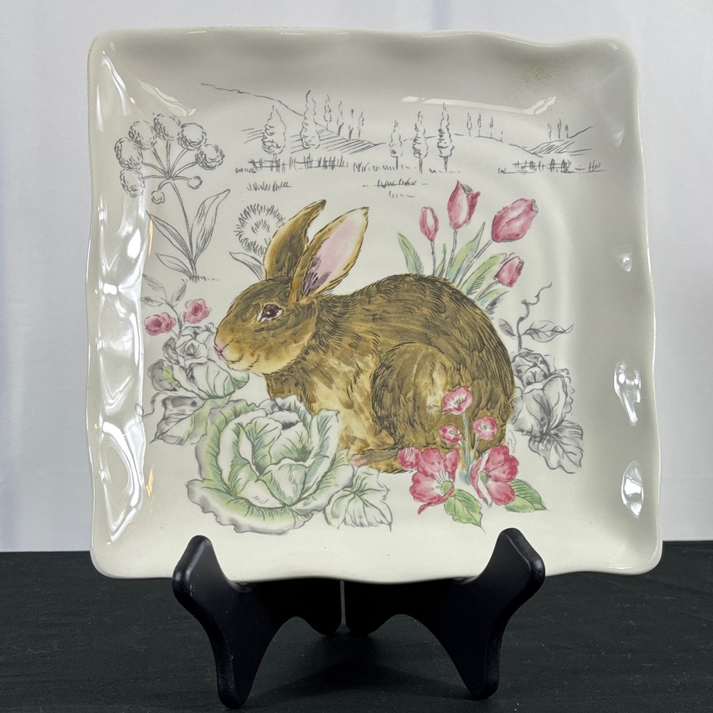 Floral Rabbit Decorative Plate
